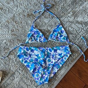 Frankies Bikini